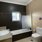 דירה Oura Oasis C - Shared Pool - 6 Guests - אלבופיירה