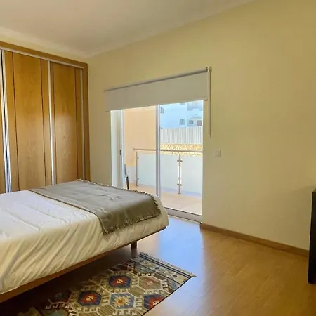 Oura Oasis C - Shared Pool - 6 Guests - *